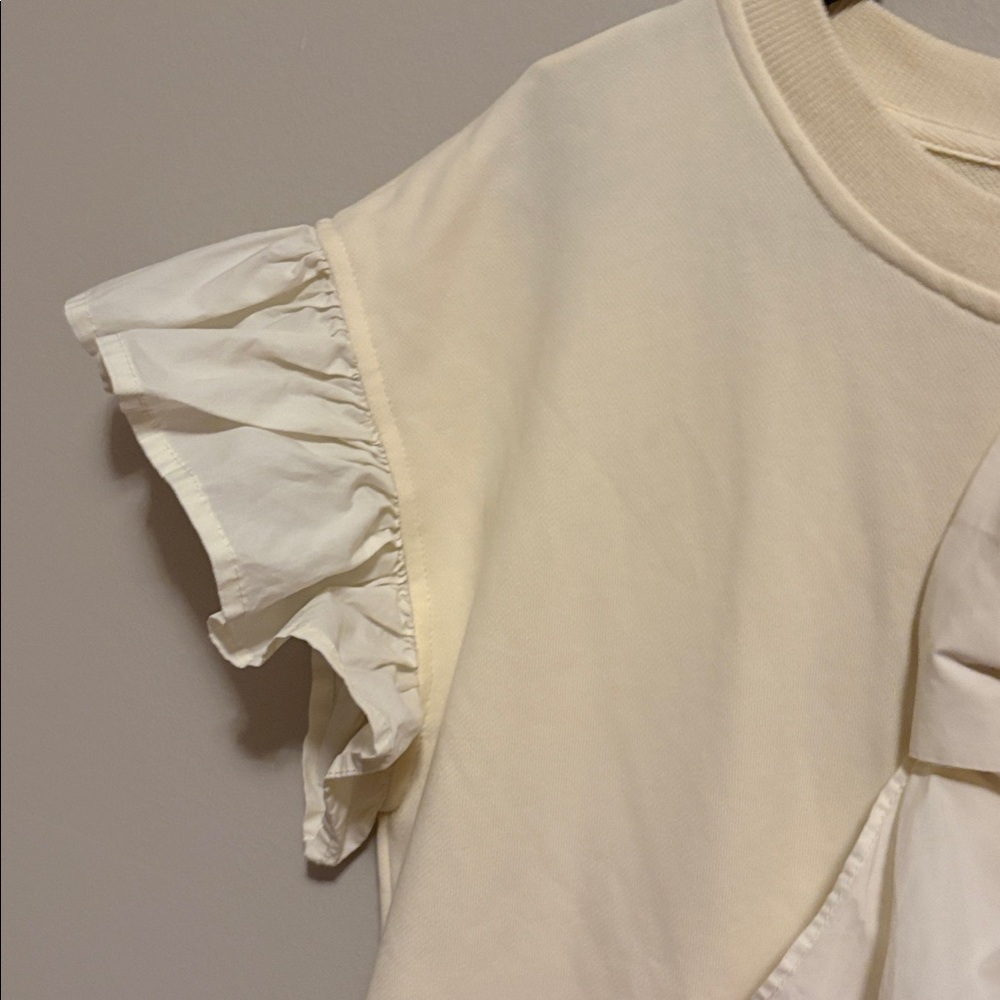 VOY Cream Ruffle Sleeve Top - Picture 4 of 6